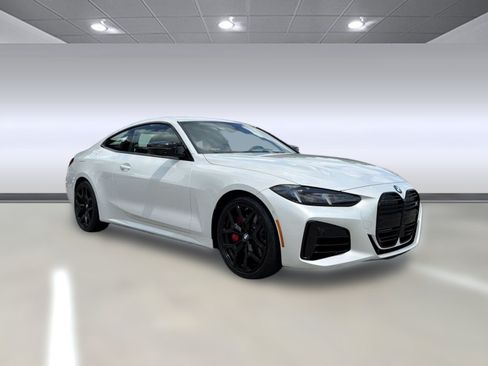 Used 2026 BMW M440i Coupe w/ Premium Package RWD image 7