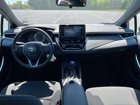 Used 2021 Toyota Corolla SE w/ Carpet Mat Package (TMS) FWD image 27