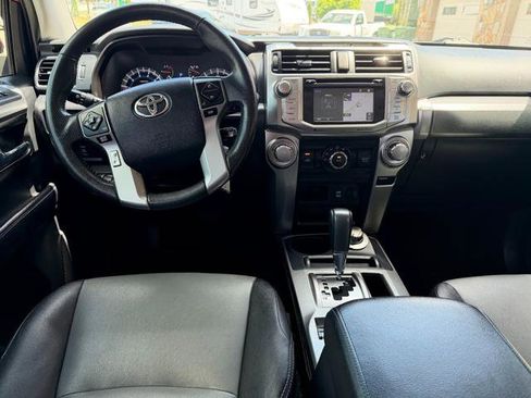 Used 2018 Toyota 4Runner SR5 Premium AWD/4WD image 7