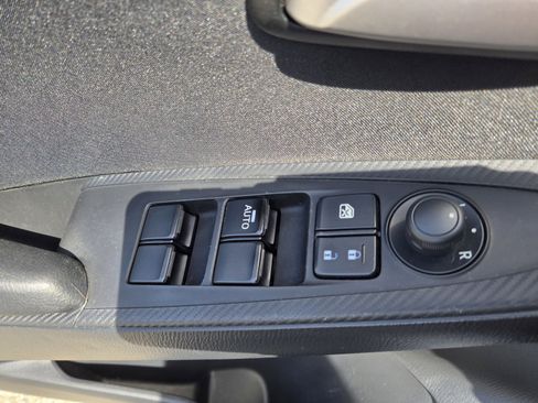 Used 2019 Toyota Yaris LE FWD image 25