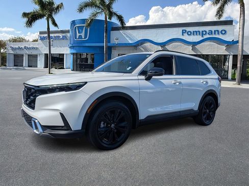 Certified 2023 Honda CR-V Sport Touring image 3