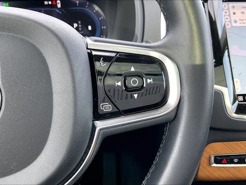 Used 2024 Volvo XC90 B6 Plus w/ Protection Package Premier image 19