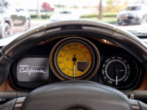 Used 2010 Ferrari California image 34