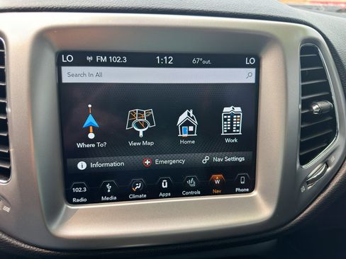 Used 2018 Jeep Compass Latitude w/ Popular Equipment Group image 23