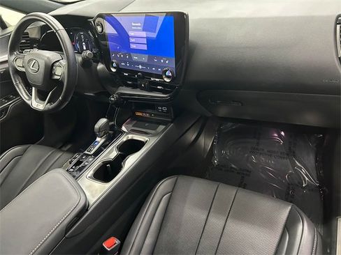 Certified 2024 Lexus NX 450h+ F Sport image 12