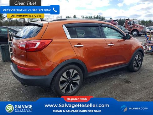 Used 2011 Kia Sportage SX w/ Premium Pkg w/Leather Seats image 4