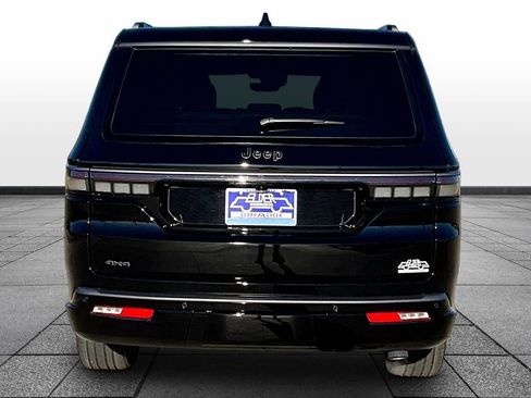New 2026 Jeep Grand Wagoneer L Limited AWD/4WD image 4