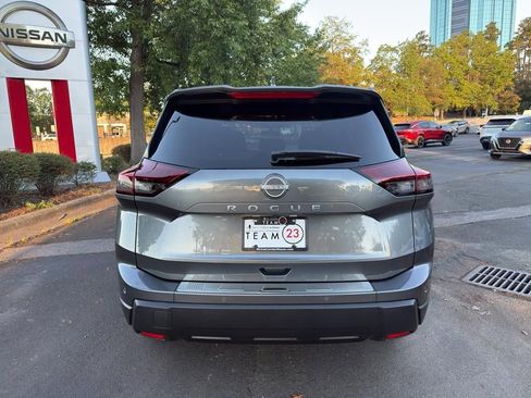 New 2026 Nissan Rogue SV image 6