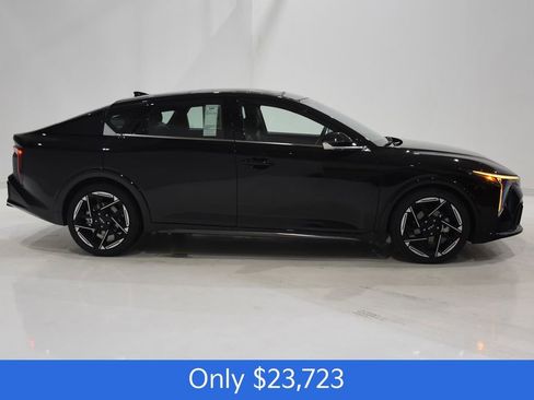 New 2025 Kia K4 GT-Line w/ GT-Line Sunroof Package image 3