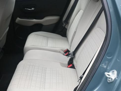 Used 2025 Honda HR-V LX image 19