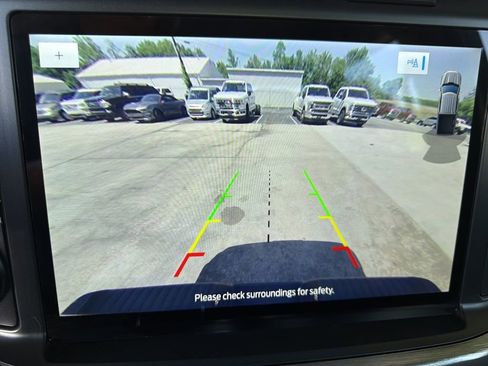 Used 2022 Ford F150 Lariat w/ Max Trailer Tow Package AWD/4WD image 14