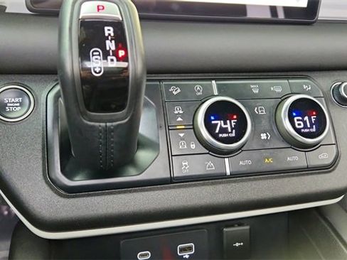 Used 2024 Land Rover Defender 110 S image 48