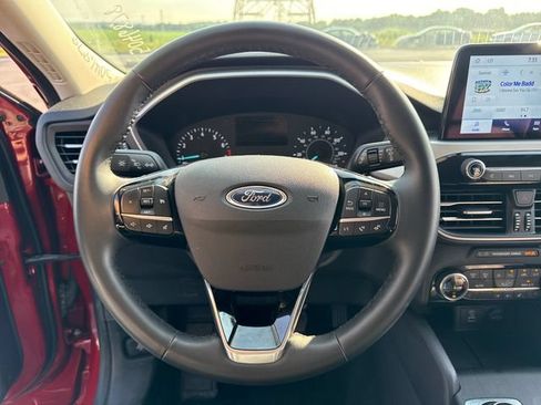 Used 2022 Ford Escape SEL AWD/4WD image 21