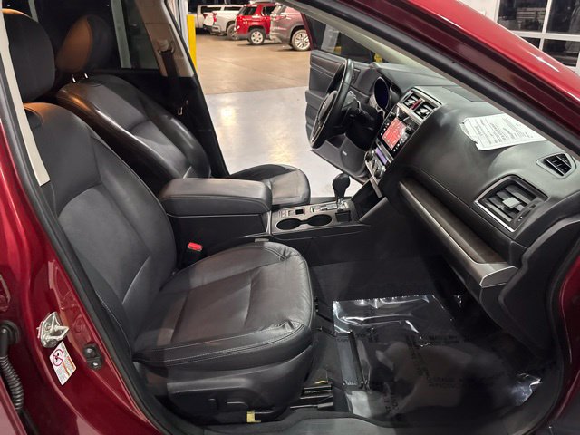 Used 2017 Subaru Outback 2.5i Limited AWD/4WD image 37
