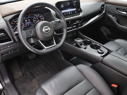 Used 2023 Nissan Rogue SL w/ SL Premium Package image 13