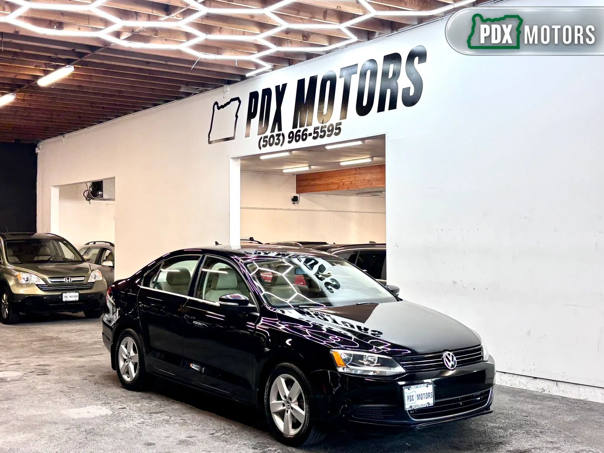 Used 2013 Volkswagen Jetta TDI FWD image 1