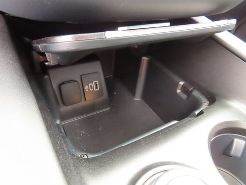 Used 2025 Ford Explorer ST AWD/4WD image 30