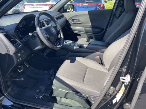 Used 2022 Honda HR-V Sport image 18