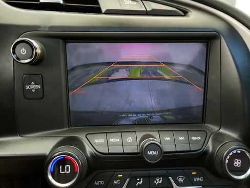 Used 2015 Chevrolet Corvette Stingray Coupe RWD image 17