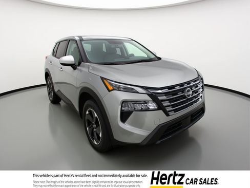 Used 2025 Nissan Rogue SV image 1