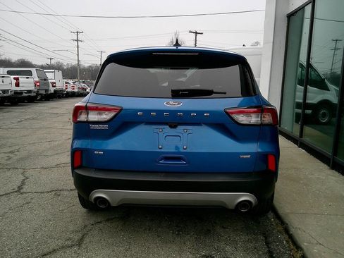 Used 2021 Ford Escape SE image 7