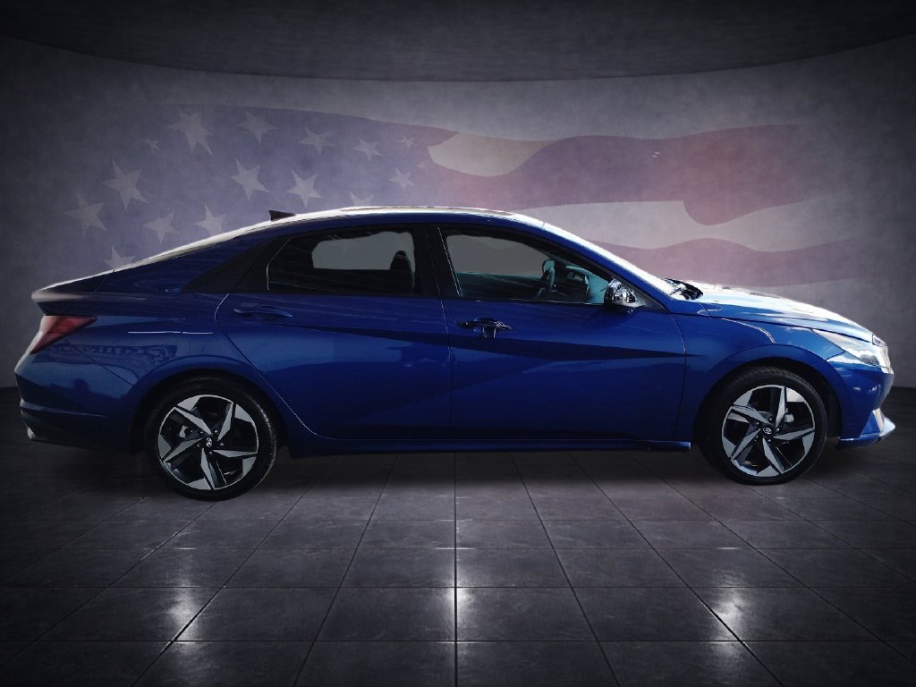 Used 2023 Hyundai Elantra SEL w/ Convenience Package FWD image 6