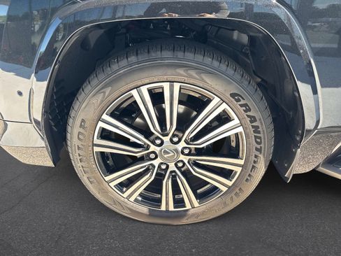 New 2026 Lexus LX 700h Luxury AWD/4WD image 10