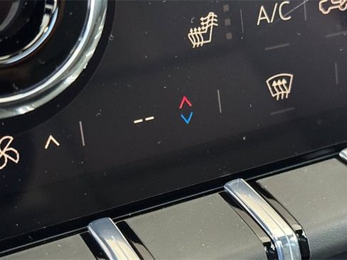 Used 2024 GMC Acadia AT4 w/ Super Cruise Package image 32