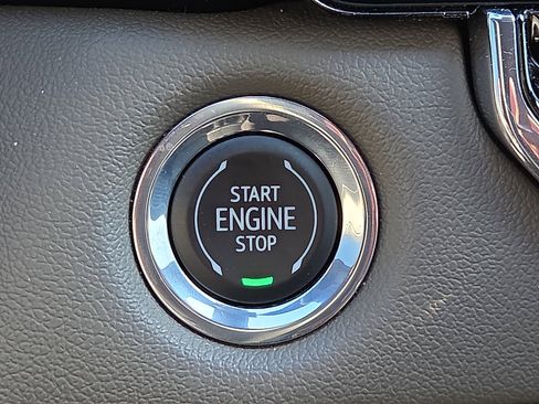 Used 2023 Chevrolet Colorado ZR2 w/ ZR2 Convenience Package III image 20