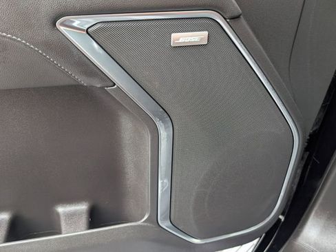 Used 2022 GMC Sierra 1500 SLT w/ SLT Premium Plus Package image 38