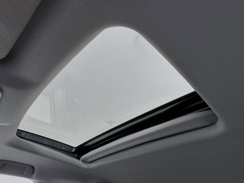 Certified 2024 Honda Odyssey EX-L image 21