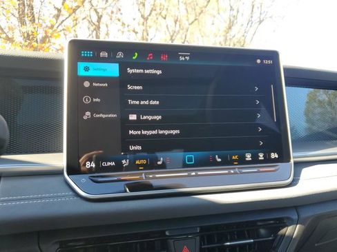 New 2026 Volkswagen Tiguan SE R-Line image 20