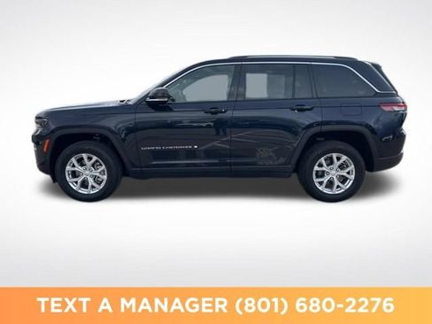 Used 2024 Jeep Grand Cherokee Limited AWD/4WD image 7
