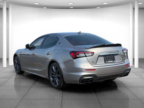 Used 2022 Maserati Ghibli Modena Q4 image 5