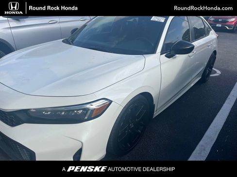Used 2025 Honda Civic Sport image 1