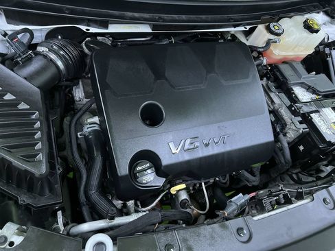 Used 2020 Chevrolet Traverse LS w/ LPO, Floor Liner Package FWD image 16