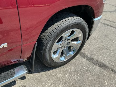 Used 2022 RAM 1500 Big Horn AWD/4WD image 17