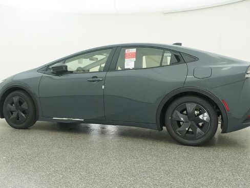 New 2026 Toyota Prius Plug-In Hybrid image 34