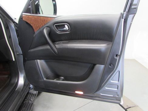 Used 2019 Nissan Armada SL w/ Premium Package image 17