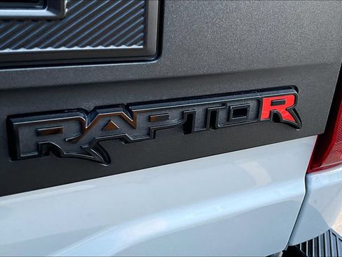 Used 2025 Ford F150 Raptor w/ Equipment Group 803A Raptor R AWD/4WD image 33