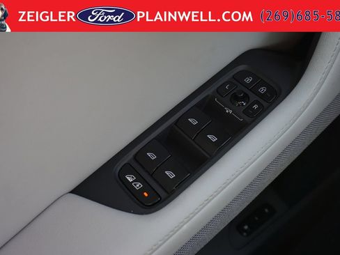 Used 2023 Polestar Polestar 2 w/ Pilot Pack AWD/4WD image 31