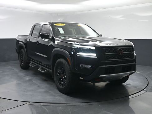 Used 2023 Nissan Frontier PRO-4X w/ Pro Convenience Package image 18