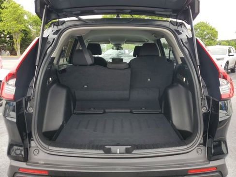 Used 2025 Honda CR-V LX image 9