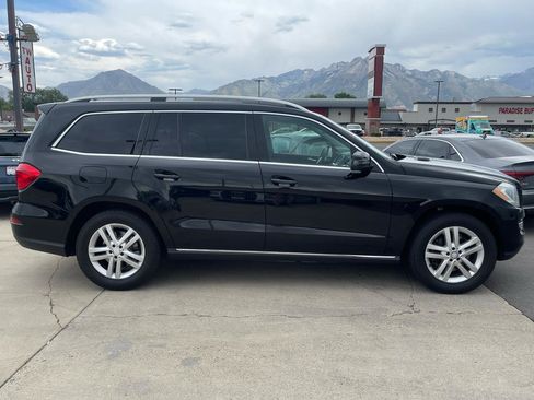 Used 2014 Mercedes-Benz GL 450 4MATIC image 4