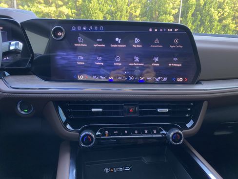 New 2026 Chevrolet Tahoe High Country AWD/4WD image 27