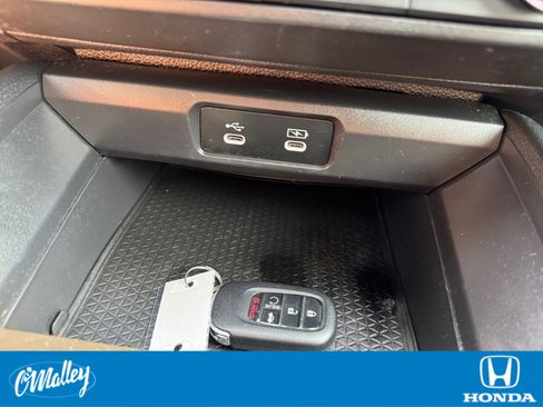 Certified 2023 Honda Accord EX image 21