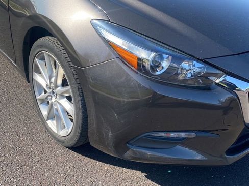 Used 2017 MAZDA MAZDA3 Touring image 11