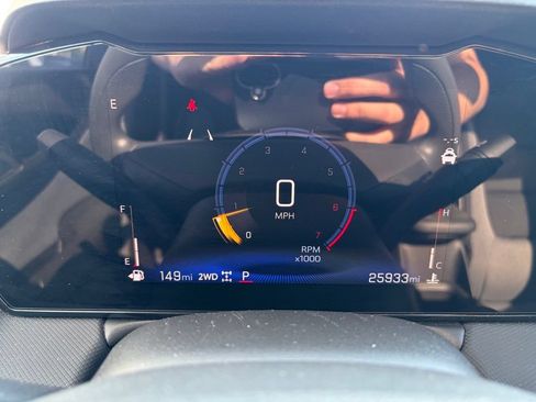 Used 2025 Chevrolet TrailBlazer LT AWD/4WD image 28