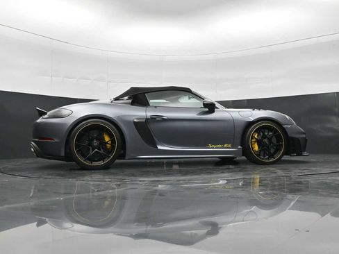 Certified 2025 Porsche 718 Boxster Spyder RS RWD image 41