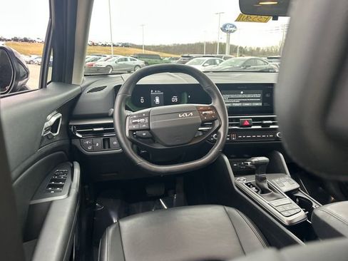 Used 2026 Kia Sportage EX image 9
